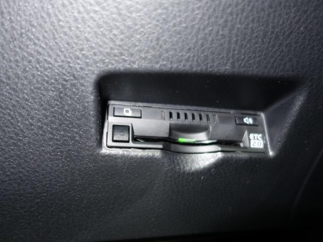 Ｃ－ＨＲ Ｇ　純正９インチナビ　Ｂカメラ　ＤＶＤ再生　Ｂｌｕｅｔｏｏｔｈ　フロントシートヒーター　ＥＴＣ　ハーフレザーシート　ガナドールマフラー　ブラインドスポット　運転支援機能（30枚目）