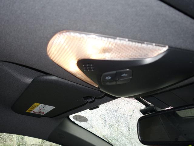 Ｃ－ＨＲ Ｇ　純正９インチナビ　Ｂカメラ　ＤＶＤ再生　Ｂｌｕｅｔｏｏｔｈ　フロントシートヒーター　ＥＴＣ　ハーフレザーシート　ガナドールマフラー　ブラインドスポット　運転支援機能（32枚目）