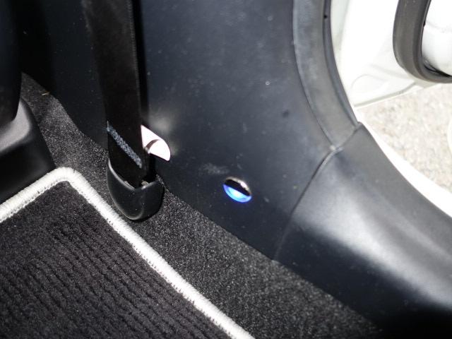アクア Ｇ　Ｇ’ｓ　純正ナビ　ＤＶＤ再生　Ｂｌｕｅｔｏｏｔｈ　Ｂカメラ　ＥＴＣ　専用シート　専用アルミ　衝突軽減機能　オートクルーズコントロール　ハイブリッド　横滑り防止（28枚目）