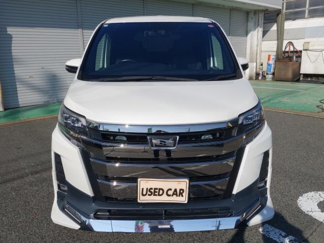 ノア Ｓｉ　１０インチナビ　フルセグ　ＣＤ　ＤＶＤ再生　Ｂｌｕｅｔｏｏｔｈ　ＥＴＣ２．０　後席フリップダウンモニター　ＴＲＤエアロ　１９インチ社外アルミ　テイン車高調（2枚目）