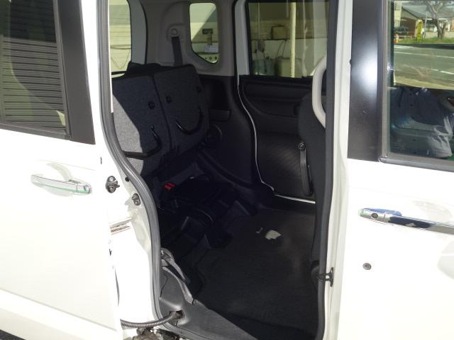 Ｎ－ＢＯＸカスタム Ｇ　ＳＳパッケージ　純正ナビ　フルセグ　ＤＶＤ　Ｂｌｕｅｔｏｏｔｈ　Ｂカメラ　Ｆ左右シートヒーター　ステリモ　左リヤ電動ドア　後席シートスライド（11枚目）