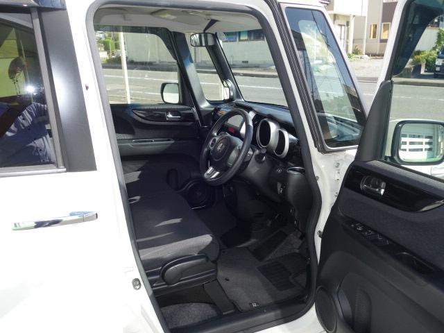 Ｎ－ＢＯＸカスタム Ｇ　ＳＳパッケージ　純正ナビ　フルセグ　ＤＶＤ　Ｂｌｕｅｔｏｏｔｈ　Ｂカメラ　Ｆ左右シートヒーター　ステリモ　左リヤ電動ドア　後席シートスライド（13枚目）