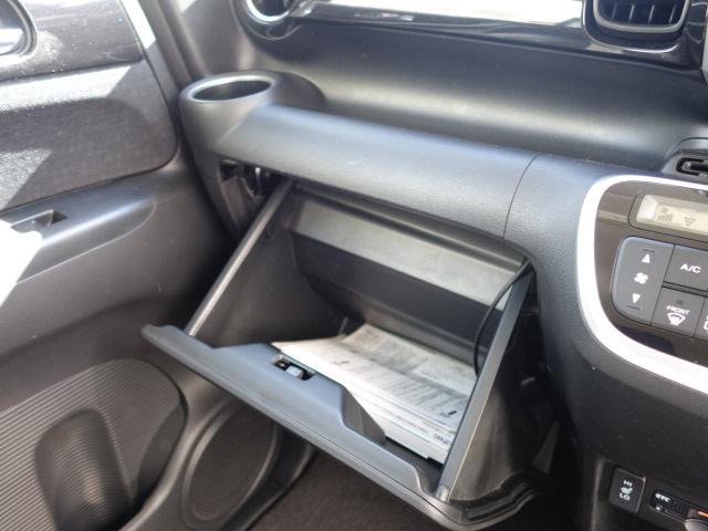 Ｎ－ＢＯＸカスタム Ｇ　ＳＳパッケージ　純正ナビ　フルセグ　ＤＶＤ　Ｂｌｕｅｔｏｏｔｈ　Ｂカメラ　Ｆ左右シートヒーター　ステリモ　左リヤ電動ドア　後席シートスライド（24枚目）