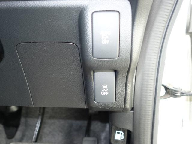 Ｎ－ＢＯＸカスタム Ｇ　ＳＳパッケージ　純正ナビ　フルセグ　ＤＶＤ　Ｂｌｕｅｔｏｏｔｈ　Ｂカメラ　Ｆ左右シートヒーター　ステリモ　左リヤ電動ドア　後席シートスライド（28枚目）