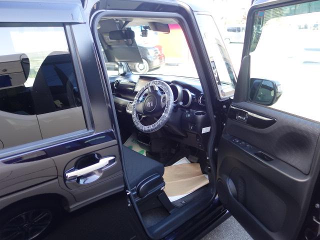 Ｎ－ＢＯＸカスタム Ｇ・Ａパッケージ　純正ナビ　フルセグ　ＤＶＤ　Ｂカメラ　ＥＴＣ　前後ドラレコ　ＣＴＢＡ　左リヤ電動ドア（13枚目）