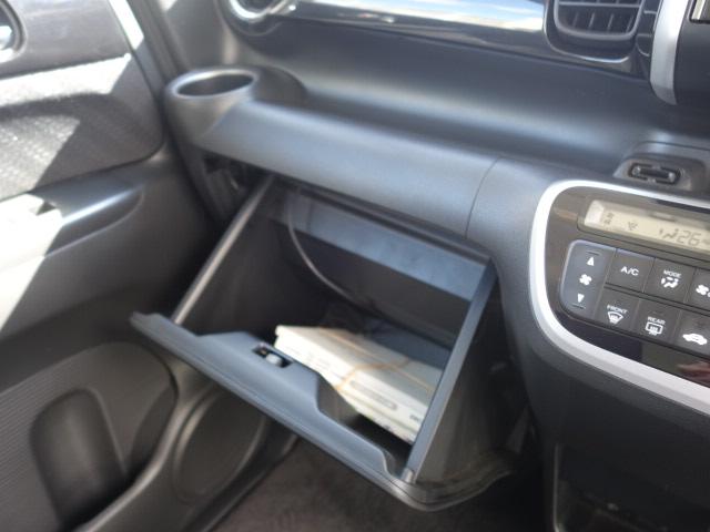 Ｎ－ＢＯＸカスタム Ｇ・Ａパッケージ　純正ナビ　フルセグ　ＤＶＤ　Ｂカメラ　ＥＴＣ　前後ドラレコ　ＣＴＢＡ　左リヤ電動ドア（27枚目）