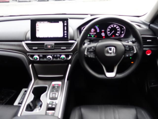 アコード ＥＸ　ＥＸ（５名）純正ナビ　本革　Ｂカメラ　ＥＴＣ　前後ドラレコ　フロント左右電動シート＆ヒーター　後席シートヒーター　ブラインドスポット　純正１８インチアルミ（14枚目）