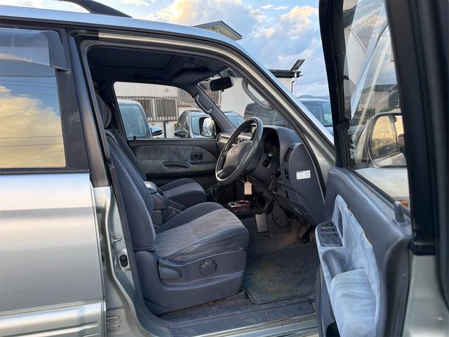 ランドクルーザープラド ＴＸ　４ＷＤ（8枚目）