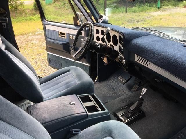 4WD 350インジェクションエンジン 4速オートマ ラリーホイール トリムリング BFグッドリッヂ AT 2トンペイント こだわりのアメ車メンテナンストルコン太郎ATF交換がサービスで付いてくる(28枚目)