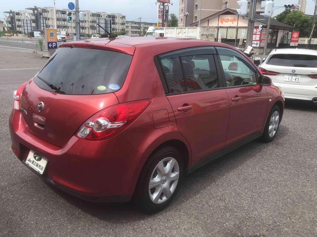 ティーダ １５Ｍ　ＳＶ＋プラズマ　バックカメラ　ナビ　ＴＶ　スマートキー　電動格納ミラー　ＣＶＴ　盗難防止システム　衝突安全ボディ　ＡＢＳ　Ｂｌｕｅｔｏｏｔｈ　エアコン　パワーステアリング　パワーウィンドウ（15枚目）