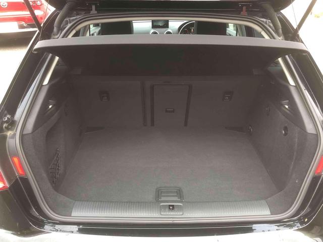 Ａ３ 　４ＷＤ　バックカメラ　ナビ　フルセグＴＶ　オートクルーズコントロール　アルミホイール　オートライト　ＨＩＤ　スマートキー　アイドリングストップ　電動格納ミラー　シートヒーターＡＢＳ（19枚目）