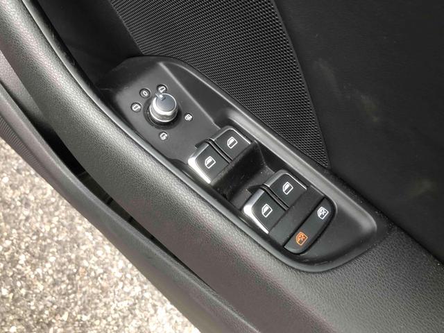 Ａ３ 　４ＷＤ　バックカメラ　ナビ　フルセグＴＶ　オートクルーズコントロール　アルミホイール　オートライト　ＨＩＤ　スマートキー　アイドリングストップ　電動格納ミラー　シートヒーターＡＢＳ（22枚目）