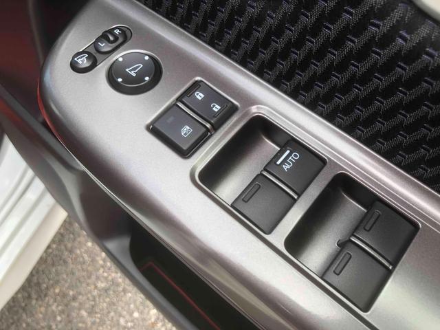 ステップワゴンスパーダ スパーダ・クールスピリット　ホンダセンシング　９インチナビ　バックカメラ　フルセグＴＶ　オートクルーズコントロール　レーンアシスト　衝突被害軽減システム　両側電動スライドドア　オートライト　ＬＥＤヘッドランプ　スマートキー　アイドリングストップ（10枚目）
