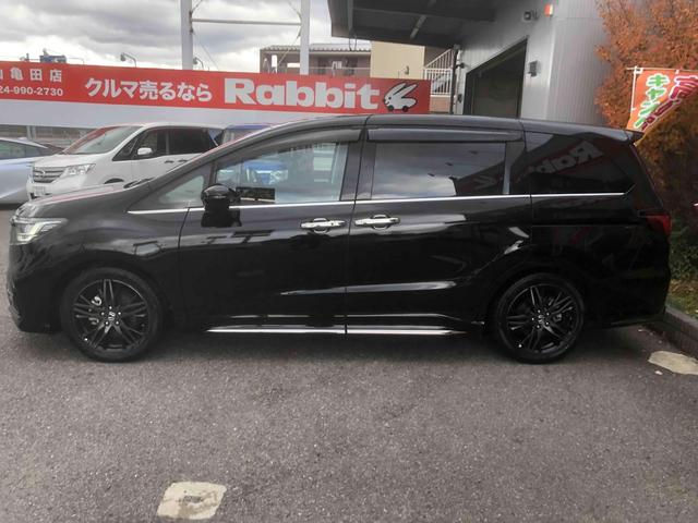 オデッセイハイブリッド ｅ：ＨＥＶアブソルート・ＥＸ　ハイブリッド　全周囲カメラ　ＴＶ　両側電動スライドドア　クリアランスソナー　オートクルーズコントロール　レーンアシスト　衝突被害軽減システム　オートライト　ＬＥＤヘッドランプ　パワーシート（18枚目）