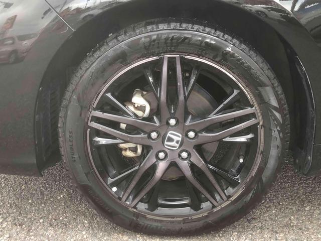 オデッセイハイブリッド ｅ：ＨＥＶアブソルート・ＥＸ　ハイブリッド　全周囲カメラ　ＴＶ　両側電動スライドドア　クリアランスソナー　オートクルーズコントロール　レーンアシスト　衝突被害軽減システム　オートライト　ＬＥＤヘッドランプ　パワーシート（29枚目）