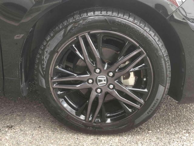 オデッセイハイブリッド ｅ：ＨＥＶアブソルート・ＥＸ　ハイブリッド　全周囲カメラ　ＴＶ　両側電動スライドドア　クリアランスソナー　オートクルーズコントロール　レーンアシスト　衝突被害軽減システム　オートライト　ＬＥＤヘッドランプ　パワーシート（31枚目）