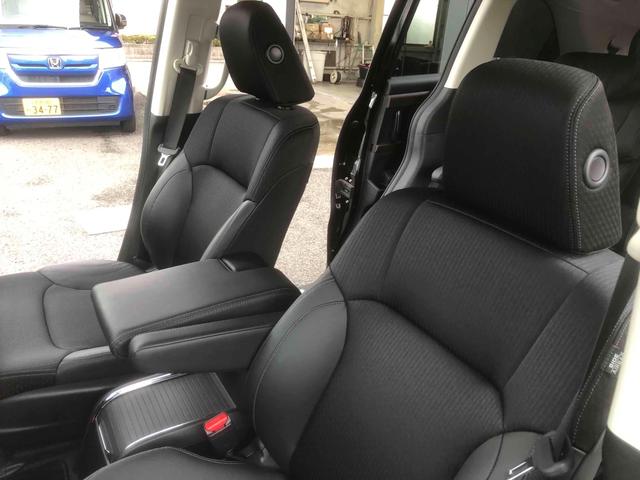 オデッセイハイブリッド ｅ：ＨＥＶアブソルート・ＥＸ　ハイブリッド　全周囲カメラ　ＴＶ　両側電動スライドドア　クリアランスソナー　オートクルーズコントロール　レーンアシスト　衝突被害軽減システム　オートライト　ＬＥＤヘッドランプ　パワーシート（36枚目）