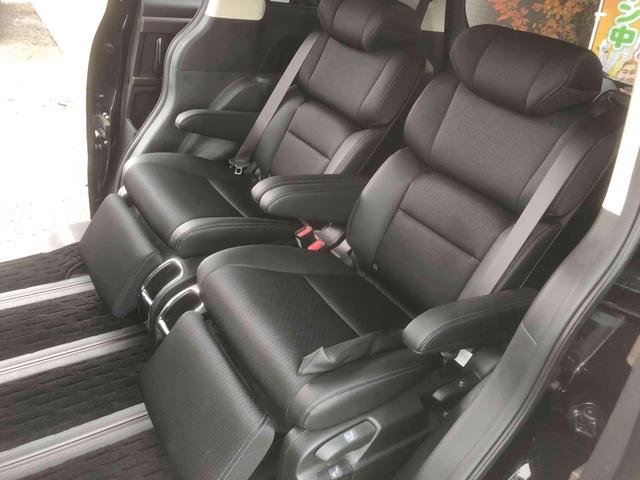 オデッセイハイブリッド ｅ：ＨＥＶアブソルート・ＥＸ　ハイブリッド　全周囲カメラ　ＴＶ　両側電動スライドドア　クリアランスソナー　オートクルーズコントロール　レーンアシスト　衝突被害軽減システム　オートライト　ＬＥＤヘッドランプ　パワーシート（37枚目）