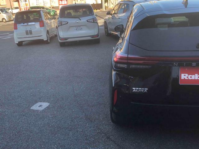 オーラ Ｇ　レザーエディション　ＢＯＳＥサウンド　全周囲カメラ　ナビ＆フルセグ　クリアランスソナー　プロパイロット　衝突被害軽減システム　１７インチアルミホイール　オートマチックハイビーム　ＬＥＤヘッドランプ　革シート（33枚目）