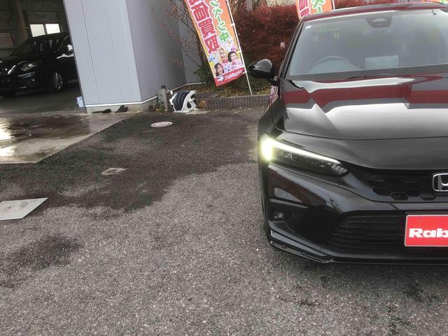 シビック ＬＸ　１８インチＡＷ　社外マフラー　ＬＥＤヘッドライト　純正ナビ・フルセグＴＶ　バックカメラ　ビルトインＥＴＣ２．０　ホンダセンシング　デジタルグラフィックメーター　ドライブレコーダー（21枚目）