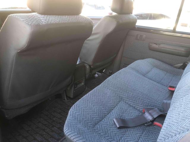 ランドクルーザー７０ ＬＸ　４ＷＤ　ＡＴ　サイドステップ（28枚目）