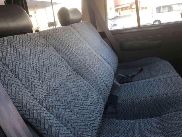 ランドクルーザー７０ ＬＸ　４ＷＤ　ＡＴ　サイドステップ（31枚目）