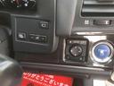 クラウンハイブリッド アスリートＳ　ＥＴＣ　クリアランスソナー　オートクルーズコントロール　全周囲カメラ　ナビ　フルセグＴＶ　ＨＩＤ　サンルーフ　１８インチＡＷ　スマートキー（7枚目）
