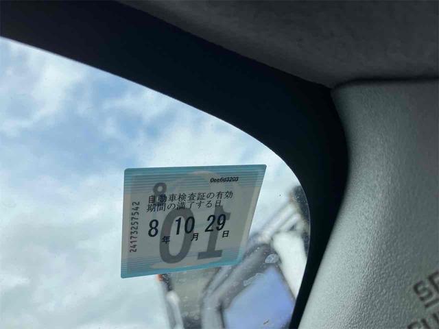 プリウス Ｓ　バックカメラ　ナビ　アルミホイール　オートライト　ＣＶＴ　スマートキー　電動格納ミラー　ＣＤ　ＤＶＤ再生　ミュージックプレイヤー接続可　ＡＢＳ　ＥＳＣ　寒冷地仕様　エンジンスターター（52枚目）