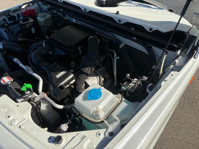 ジムニー XC 衝突軽減ブレーキ Bluetooth バックカメラ 7inナビ フルセグTV ドラレコ ETC シートヒーター ミラーヒーター CD DVD再生 誤発進抑制装置 横滑り防止装置 ABS (パール)(33枚目)