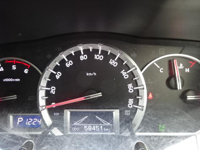 レジアスエースバン 　【Ｔ７２４１】Ｒ２年式　　５ドア　ロングＤＸ　ディーゼル　２ＷＤ　実走行５．９万ＫＭ　ＴＳＳ　リアクーラー　基本装備　　運転席ＳＲＳエアバッグ　ＡＢＳ（70枚目）