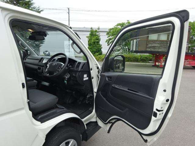 ハイエースバン 　【Ｔ７３６１】Ｒ４年式　　冷蔵冷凍車　実走行２．４万ｋｍ　ＴＳＳ　－７度設定　ナビ　ＴＶ　車検Ｒ８．４月迄　基本装備　運転席ＳＲＳエアバッグ　ＡＢＳ　電動格納ミラー　バックカメラ　ビルトインＥＴＣ（37枚目）