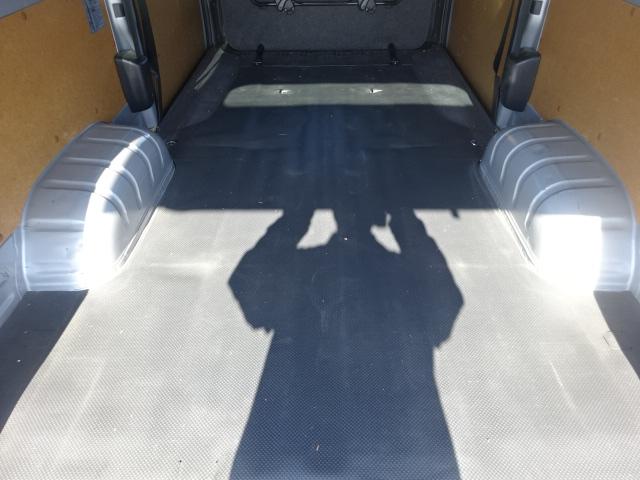 ハイエースバン ロングＤＸ　【Ｔ７５１７】Ｒ４年式　ディーゼル　４ＷＤ　５ドア　実走行１１．９万ｋｍ　ＴＳＳ　純正ナビ　フルセグＴＶ　基本装備　運転席ＳＲＳエアバッグ　ＡＢＳ　ＥＴＣ２．０　　バックカメラ（18枚目）