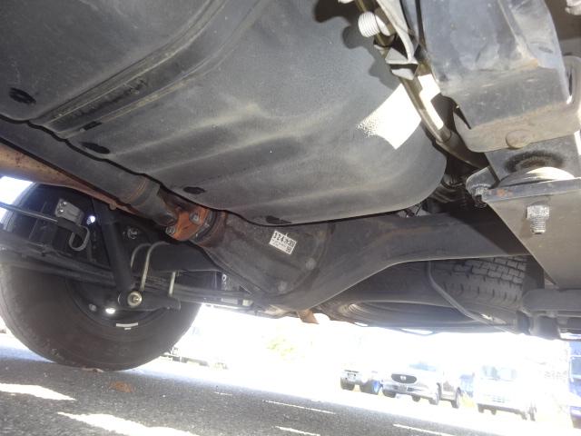 ハイエースバン ロングＤＸ　【Ｔ７５１７】Ｒ４年式　ディーゼル　４ＷＤ　５ドア　実走行１１．９万ｋｍ　ＴＳＳ　純正ナビ　フルセグＴＶ　基本装備　運転席ＳＲＳエアバッグ　ＡＢＳ　ＥＴＣ２．０　　バックカメラ（23枚目）