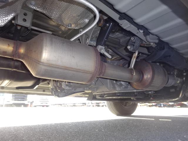 ハイエースバン ロングＤＸ　【Ｔ７５１７】Ｒ４年式　ディーゼル　４ＷＤ　５ドア　実走行１１．９万ｋｍ　ＴＳＳ　純正ナビ　フルセグＴＶ　基本装備　運転席ＳＲＳエアバッグ　ＡＢＳ　ＥＴＣ２．０　　バックカメラ（26枚目）