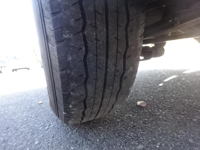 ハイエースバン ロングＤＸ　【Ｔ７５１７】Ｒ４年式　ディーゼル　４ＷＤ　５ドア　実走行１１．９万ｋｍ　ＴＳＳ　純正ナビ　フルセグＴＶ　基本装備　運転席ＳＲＳエアバッグ　ＡＢＳ　ＥＴＣ２．０　　バックカメラ（31枚目）