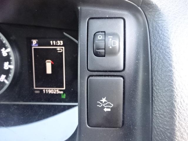 ハイエースバン ロングＤＸ　【Ｔ７５１７】Ｒ４年式　ディーゼル　４ＷＤ　５ドア　実走行１１．９万ｋｍ　ＴＳＳ　純正ナビ　フルセグＴＶ　基本装備　運転席ＳＲＳエアバッグ　ＡＢＳ　ＥＴＣ２．０　　バックカメラ（44枚目）