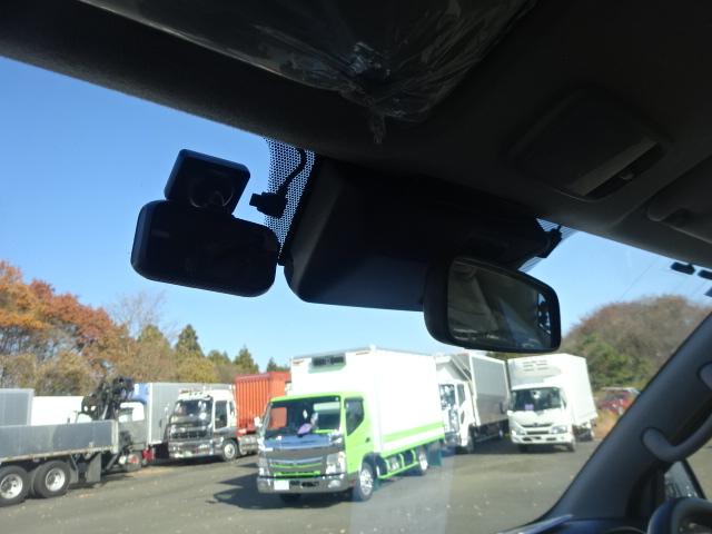 ハイエースバン ロングＤＸ　【Ｔ７５１７】Ｒ４年式　ディーゼル　４ＷＤ　５ドア　実走行１１．９万ｋｍ　ＴＳＳ　純正ナビ　フルセグＴＶ　基本装備　運転席ＳＲＳエアバッグ　ＡＢＳ　ＥＴＣ２．０　　バックカメラ（50枚目）