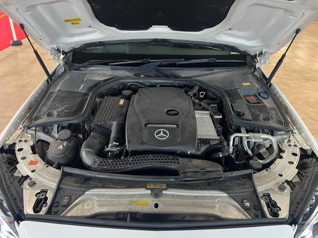 Ｃクラスステーションワゴン Ｃ２００　ステーションワゴン　スポーツ本革仕様　★ターボ★ナビ★テレビ★バックカメラ★ＥＴＣ★メモリーシート★シートヒーター★電動式パーキングブレーキ★ステアリングヒーター★レーンアシスト★サイドエアバック★オートクルーズコントロール★（23枚目）