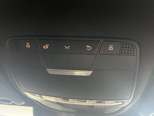 Ｃクラスステーションワゴン Ｃ２００　ステーションワゴン　スポーツ本革仕様　★ターボ★ナビ★テレビ★バックカメラ★ＥＴＣ★メモリーシート★シートヒーター★電動式パーキングブレーキ★ステアリングヒーター★レーンアシスト★サイドエアバック★オートクルーズコントロール★（48枚目）
