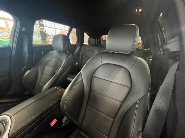 Ｃクラスステーションワゴン Ｃ２００　ステーションワゴン　スポーツ本革仕様　★ターボ★ナビ★テレビ★バックカメラ★ＥＴＣ★メモリーシート★シートヒーター★電動式パーキングブレーキ★ステアリングヒーター★レーンアシスト★サイドエアバック★オートクルーズコントロール★（63枚目）