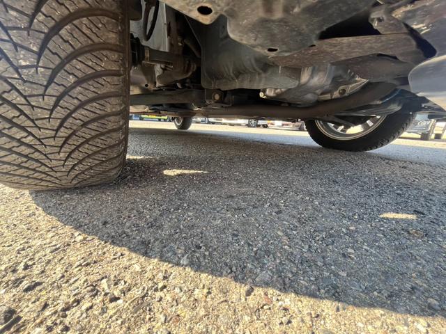 タント カスタムＲＳ　★ＩＣ付きターボ★ナビ★テレビ★バックカメラ★デジタルインナーミラー★片側電動スライドドア★ＥＴＣ★ベンチシート★ＨＩＤヘッドライト★カラーコードＲ４９ミスティックレッドクリスタルメタリック★（16枚目）