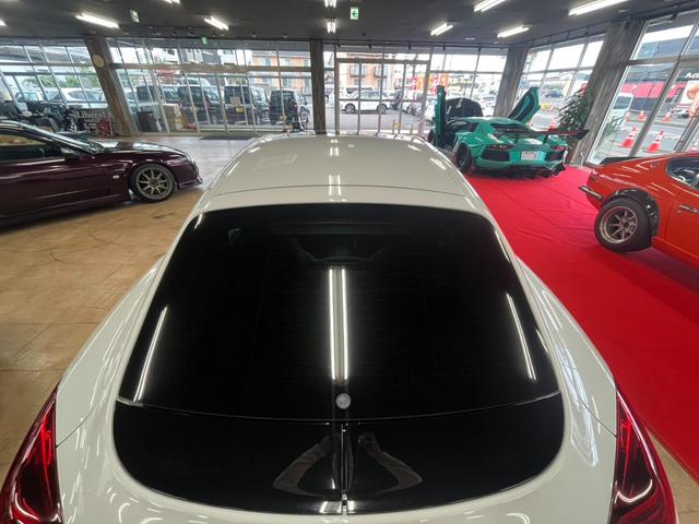 パナメーラ GTS ★車検令和8年9月★4WD★ナビ★テレビ★バックカメラ★電動式パーキングブレーキ★エアサスペンション★ブレーキキャリパー★ガラスサンルーフ★本革シート★全席シートヒーター★全周囲カメラ★(11枚目)