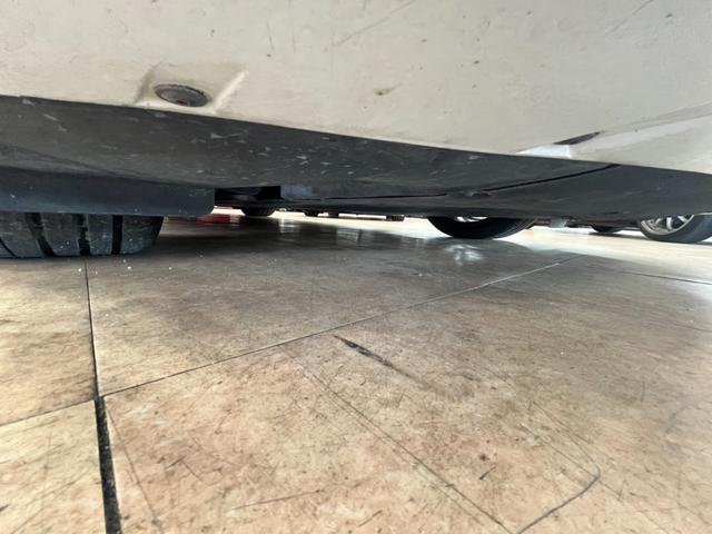 パナメーラ GTS ★車検令和8年9月★4WD★ナビ★テレビ★バックカメラ★電動式パーキングブレーキ★エアサスペンション★ブレーキキャリパー★ガラスサンルーフ★本革シート★全席シートヒーター★全周囲カメラ★(16枚目)