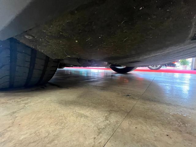 パナメーラ GTS ★車検令和8年9月★4WD★ナビ★テレビ★バックカメラ★電動式パーキングブレーキ★エアサスペンション★ブレーキキャリパー★ガラスサンルーフ★本革シート★全席シートヒーター★全周囲カメラ★(21枚目)