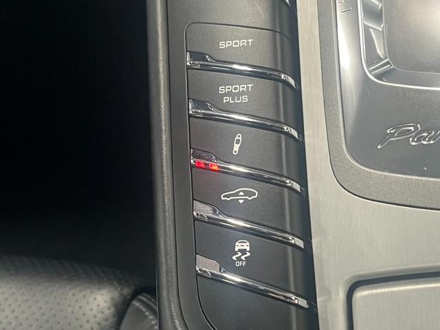 パナメーラ GTS ★車検令和8年9月★4WD★ナビ★テレビ★バックカメラ★電動式パーキングブレーキ★エアサスペンション★ブレーキキャリパー★ガラスサンルーフ★本革シート★全席シートヒーター★全周囲カメラ★(39枚目)