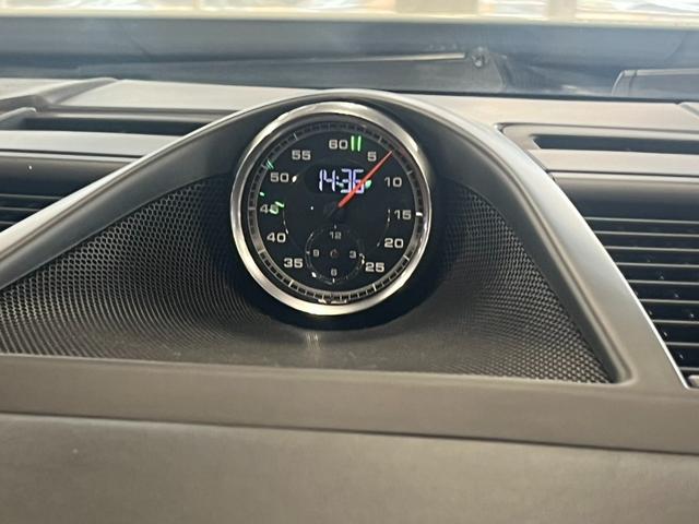 パナメーラ GTS ★車検令和8年9月★4WD★ナビ★テレビ★バックカメラ★電動式パーキングブレーキ★エアサスペンション★ブレーキキャリパー★ガラスサンルーフ★本革シート★全席シートヒーター★全周囲カメラ★(47枚目)