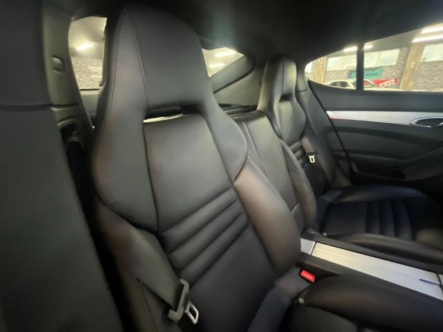 パナメーラ GTS ★車検令和8年9月★4WD★ナビ★テレビ★バックカメラ★電動式パーキングブレーキ★エアサスペンション★ブレーキキャリパー★ガラスサンルーフ★本革シート★全席シートヒーター★全周囲カメラ★(64枚目)