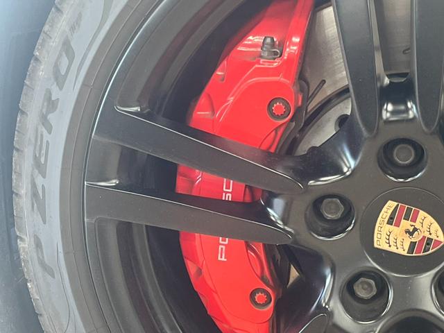 パナメーラ GTS ★車検令和8年9月★4WD★ナビ★テレビ★バックカメラ★電動式パーキングブレーキ★エアサスペンション★ブレーキキャリパー★ガラスサンルーフ★本革シート★全席シートヒーター★全周囲カメラ★(67枚目)