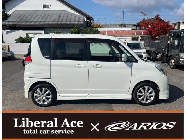 ソリオ Ｓ　★車検令和８年１月★ナビ★テレビ★バックカメラ★ＥＴＣ★両側電動スライドドア★ＨＩＤヘッドライト★オートライト★サイドエアバック★フルフラット★スマートキー★ウォークスルー★フロントフォグランプ★（5枚目）