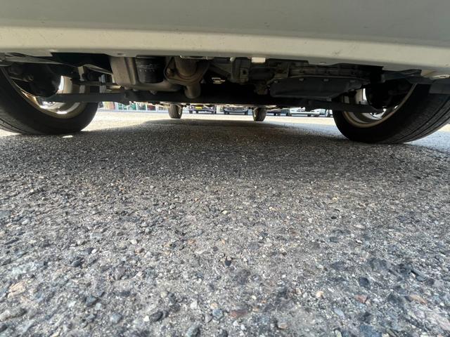 ソリオ Ｓ　★車検令和８年１月★ナビ★テレビ★バックカメラ★ＥＴＣ★両側電動スライドドア★ＨＩＤヘッドライト★オートライト★サイドエアバック★フルフラット★スマートキー★ウォークスルー★フロントフォグランプ★（17枚目）